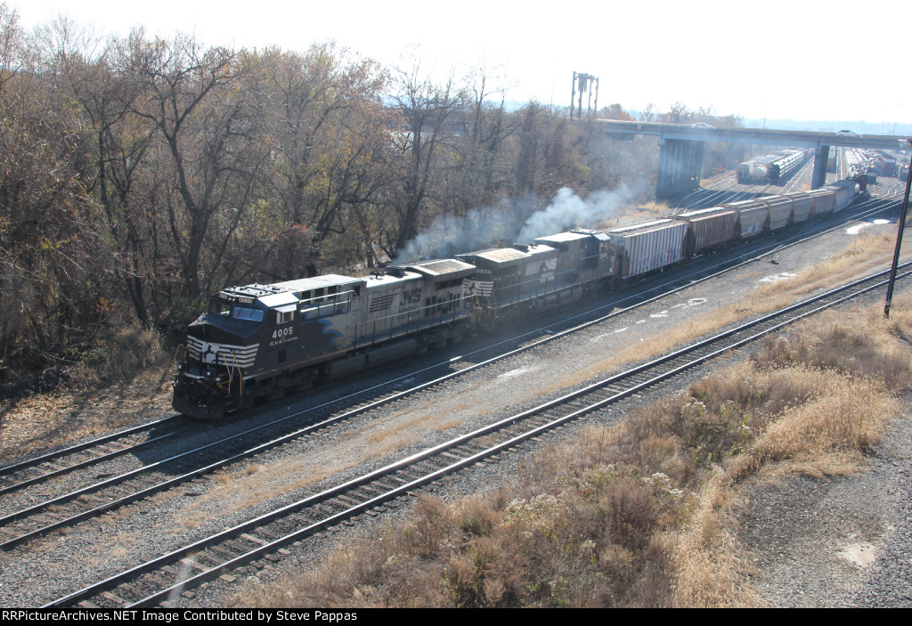 NS 4005 leads a train out of Enola yard